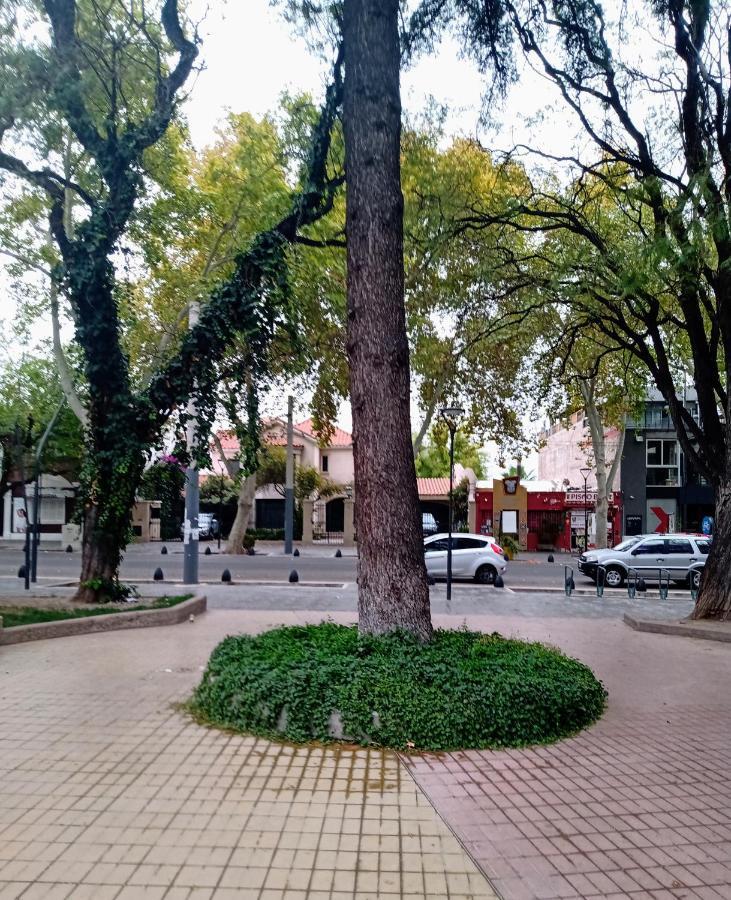 Casa Aristides Apartment Мендоса Екстериор снимка